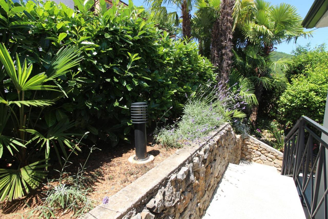 Apartments Seccareccia Opatija Exterior photo